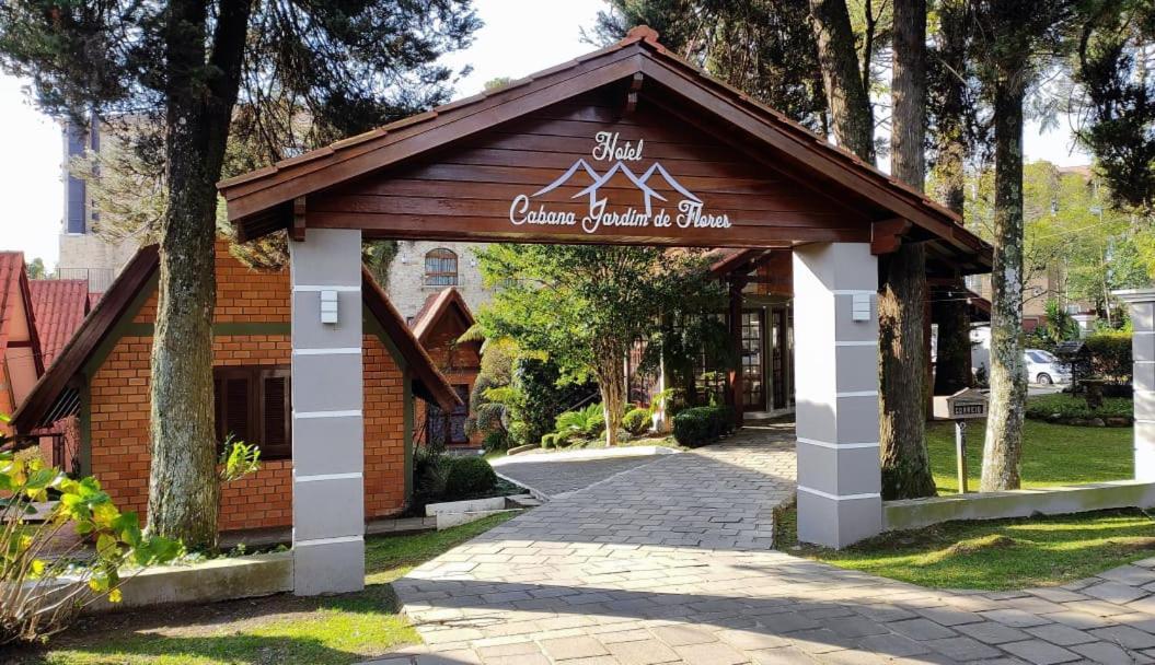 Hotel Cabana Jardim De Flores Gramado Esterno foto